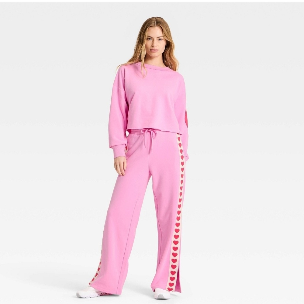JoyLab Women's Valentine's Day Patchwork Crewneck Sweatshirt - Pink - Picture 3 of 3